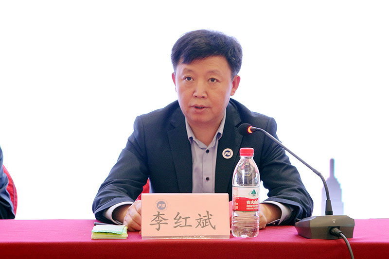 党组成员,副院长叶明忠等领导,法商教育培训学校常务副校长李红斌出席