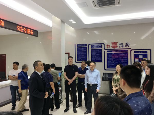 微信图片_20180531175126_副本.jpg