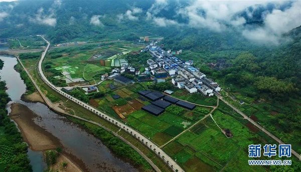 巴特尔：走向共同繁荣发展的必由之路——重读习近平同志《摆脱贫困》有感